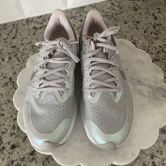Nike winflo metallic running shoes- size Womens 9.5 - Picture 7 of 8